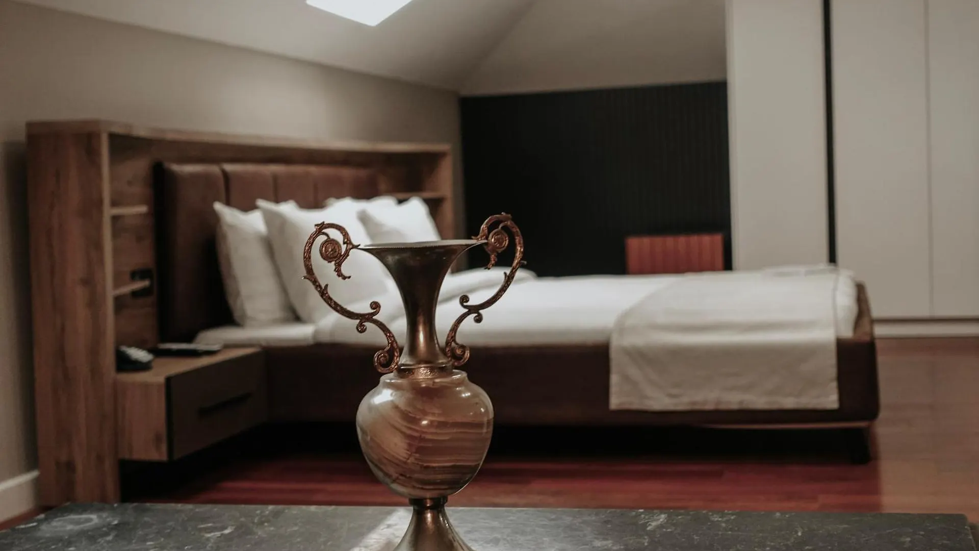 ***  فندق Residenza Monun تيرانا ألبانيا