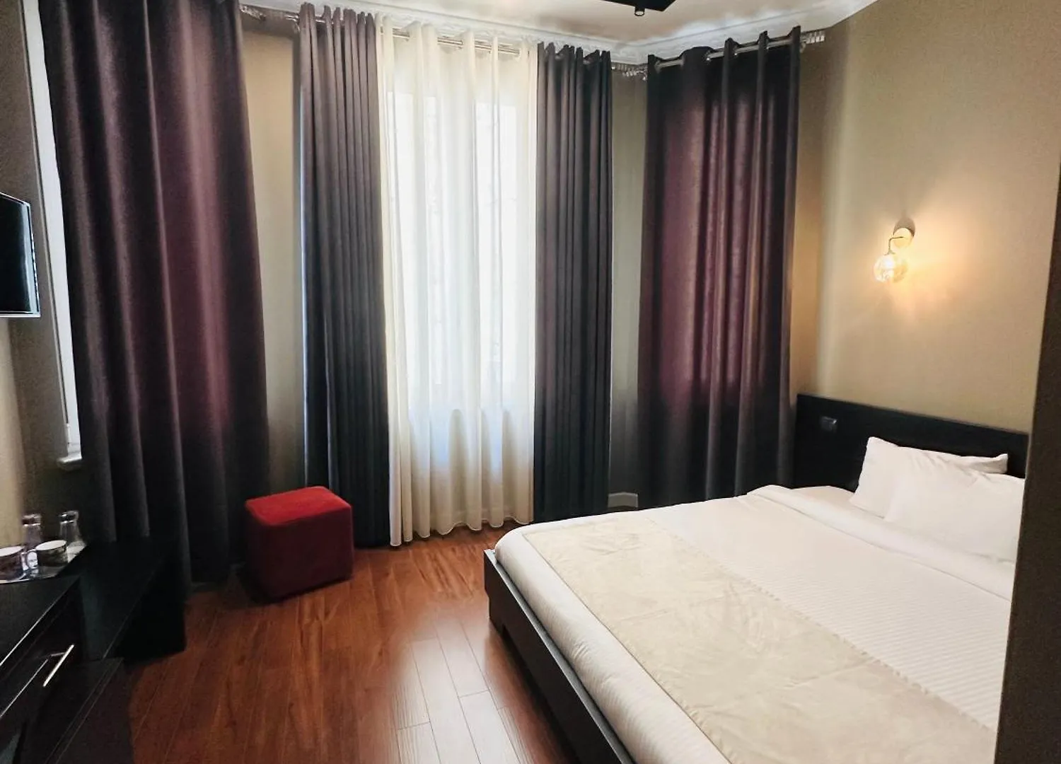 Hotel Residenza Monun Tirana Albania